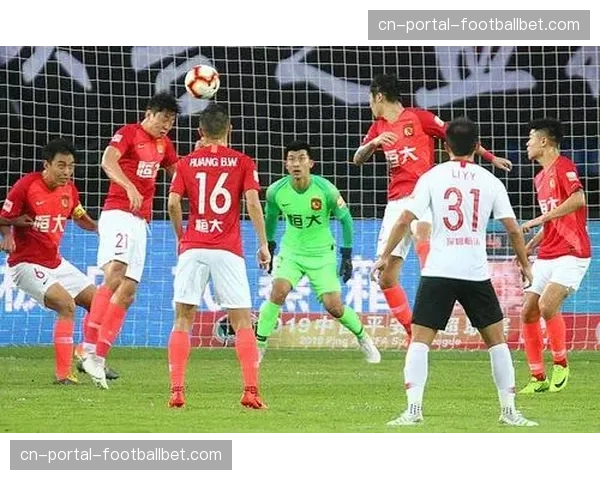 消息人士透露，部分合同到期球员已收到其他俱乐部报价